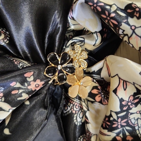 Stunning Head Scarf or Head Wrap TAKE A LOOK! - Picture 6 of 10